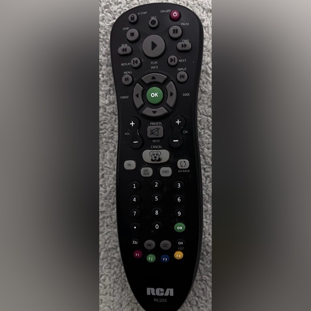 RCA RC225 Remote Control Wireless Feature Black Wireless Connectivity Universal